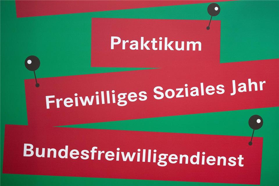 Die Zahl der Bundesfreiwilligen ist 2025 etwas zurückgegangen. (Symboldbild)Sebastian Kahnert/dpa