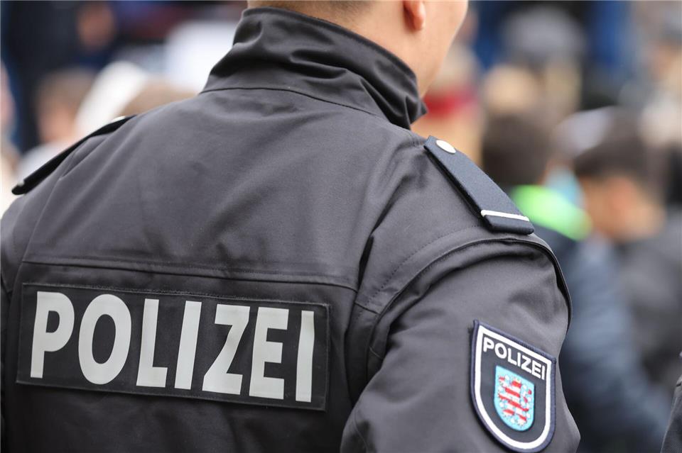 Die Zahl der Polizeivollzugsbeamten in Thüringen ist von 2025 auf 2026 gestiegen. (Symbolbild) Bodo Schackow/dpa