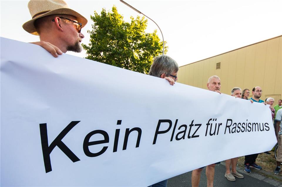 Die Zahlen bleiben auf einem hohen Niveau. (Archivbild)Andreas Arnold/dpa