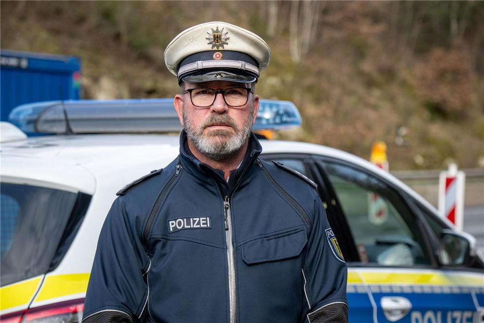 Wie eine Grenzregion mit verlängerten Kontrollen umgeht Die Zahlen der Aufgriffe sind „relativ hoch“, sagt Bundespolizeisprecher Stefan Döhn. (Archivbild)Harald Tittel/dpa