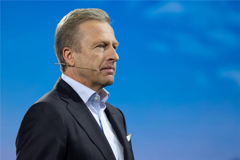 Die Zahlen für das erste Quartal waren die letzten, die der scheidende BMW-Chef Oliver Zipse verantwortet. (Archivbild)Sven Hoppe/dpa