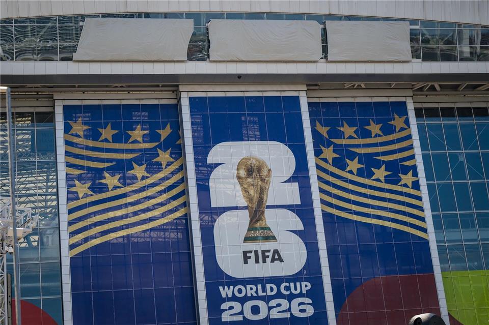 Die Zeitverschiebung verlangt deutschen Fußball-Fans einiges ab. Jessica Tobias/AP/dpa