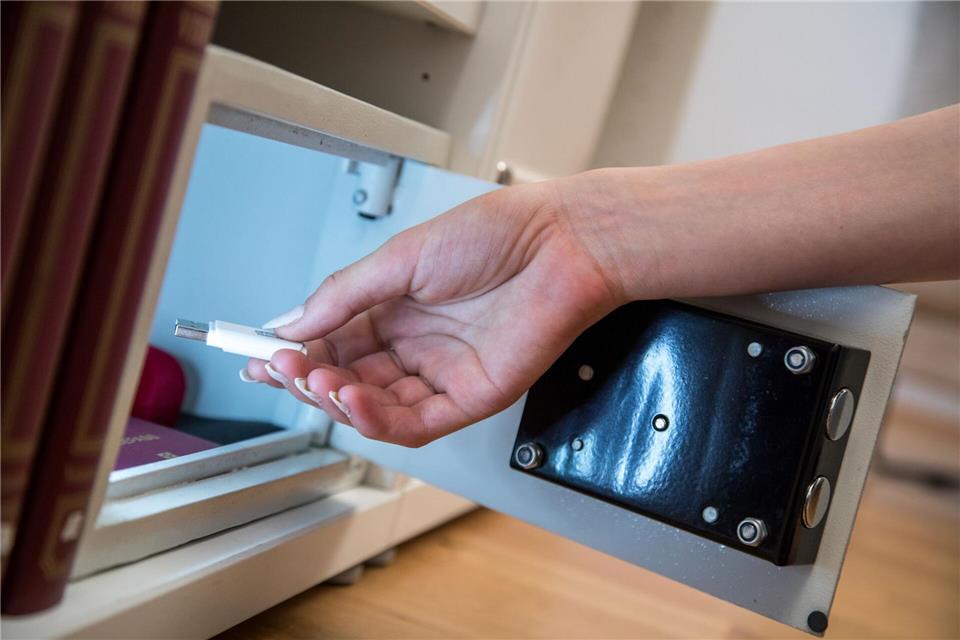 Die Zugangslisten zu seinen Konten sollte man sicher verwahren.picture alliance / dpa Themendienst