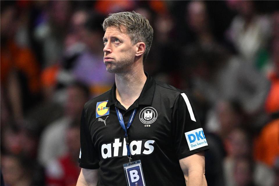 Die Zukunft von Bundestrainer Markus Gaugisch ist nach dem WM-Silber für die DHB-Handballerinnen noch ungeklärt.Federico Gambarini/dpa