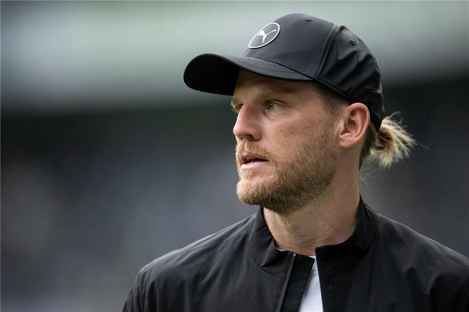 Die Zukunft von Trainer Eugen Polanski in Gladbach ist offen.Fabian Strauch/dpa