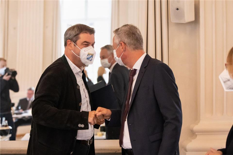 Die Zusammenarbeit zwischen Kabinett und Städtetag in Bayern läuft meist gut - doch immer wieder gibt es Debatten um Geld. Aus Sicht des Spitzenverbandes muss der Freistaat wegen der neusten Berliner Beschlüsse mit einem Nothilfeprogramm ein Kliniksterben im Freistaat verhindern. (Archivbild)Matthias Balk/dpa
