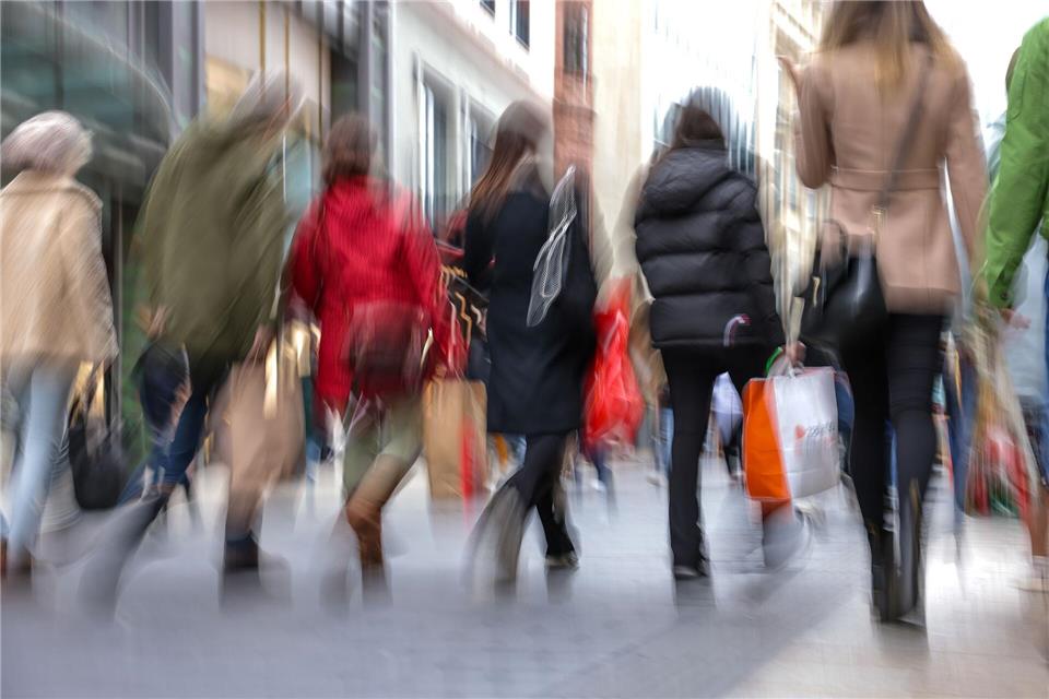 Die Zuwanderung aus dem Ausland ging in Bayern von Januar bis September 2025 um 58 Prozent zurück. (Symbolbild)Jan Woitas/dpa
