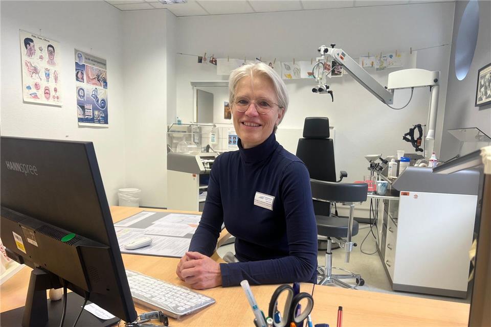 Die ärztliche Leiterin der Poli Reil in Halle, Sybille Schmidt-Fritzsching, schätzt die Vernetzung mit ihren Kolleginnen und Kollegen.Christopher Kissmann/dpa