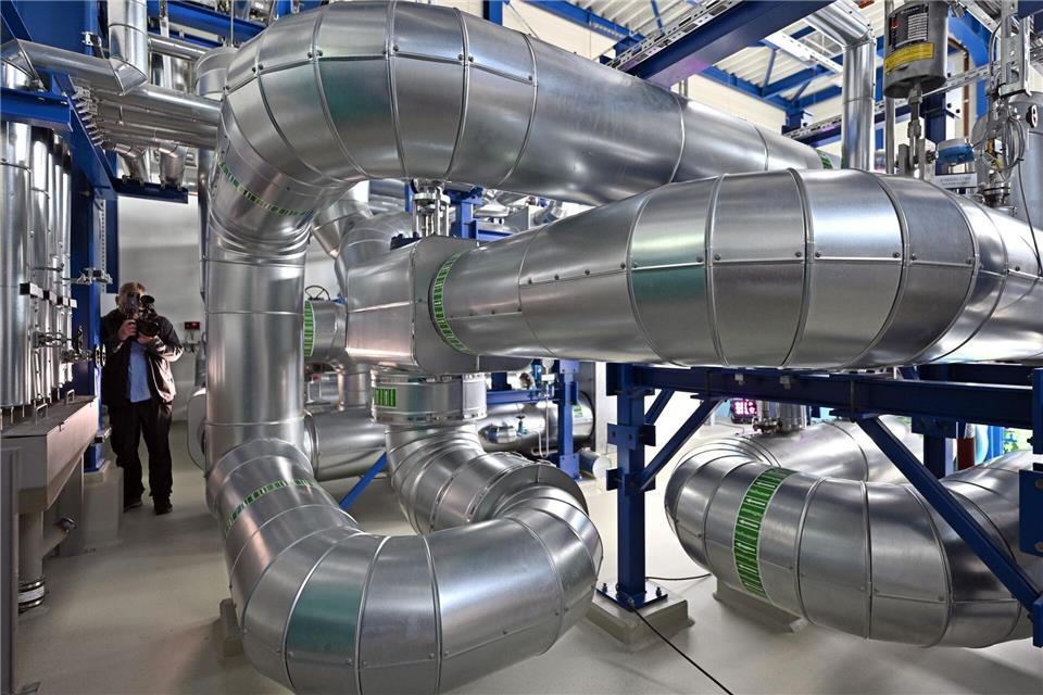 Die aus Strom aus erneuerbaren Energien umgewandelte Wärme soll direkt in das Erfurter Fernwärmenetz eingespeist werden.Martin Schutt/dpa