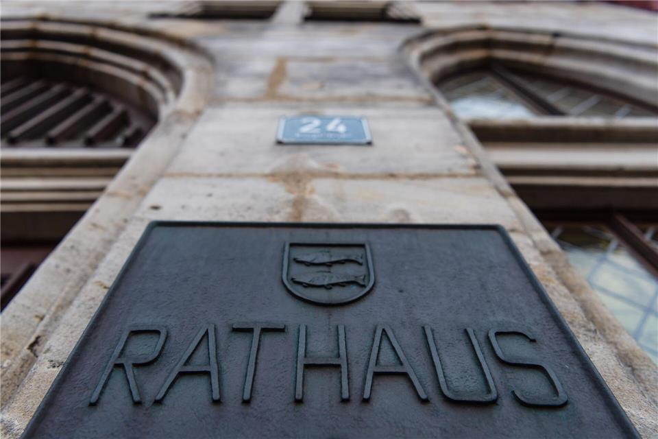 Die bayerischen Kommunen wünschen sich vom Innenministerium Leitlinien, wie sie die neuen Verbotsmöglichkeiten bei Antisemitismus-Verdacht umsetzen sollen.Nicolas Armer/dpa