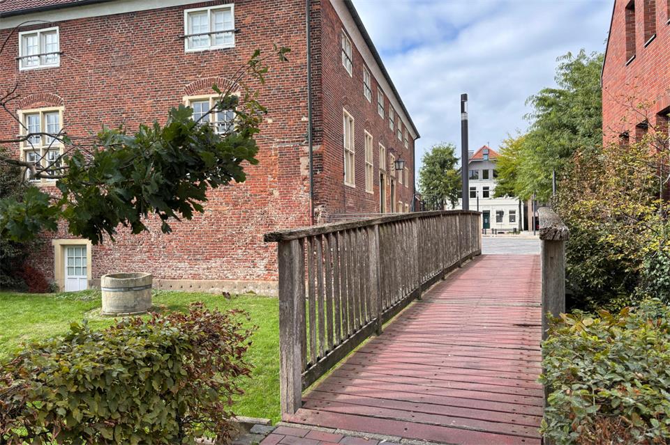 Die beiden Holzbrücken an der Burg werden ab dem 24. September gesperrt. Grund dafür sind Reparaturarbeiten.