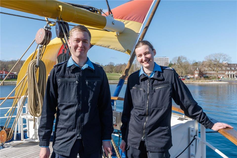 Die beiden Obergefreiten sind in Kiel an Bord gegangen. Markus Scholz/dpa