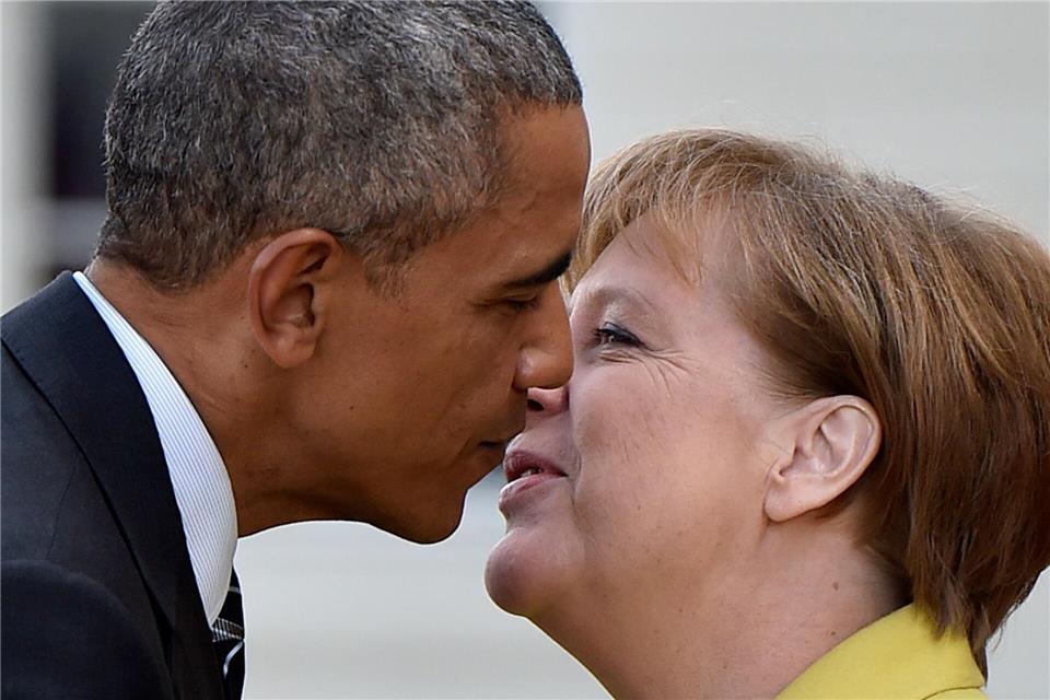 Die damalige Kanzlerin Merkel und der damalige US-Präsident Obama haben sie gut verstanden - doch eine Abhöraffäre sorgte für Missstimmungen. (Archivfoto)Martin Meissner/AP/dpa