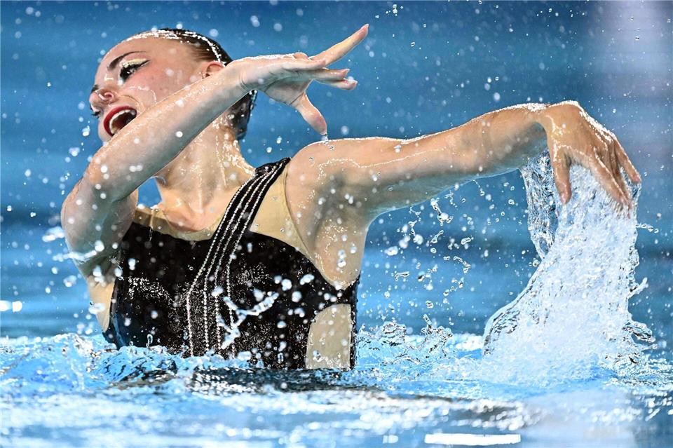 Die deutsche Kunstschwimmerin Klara Bleyer gewann EM-Bronze in der Technischen Kür des Solowettbewerbs.Julien De Rosa/AFP/dpa