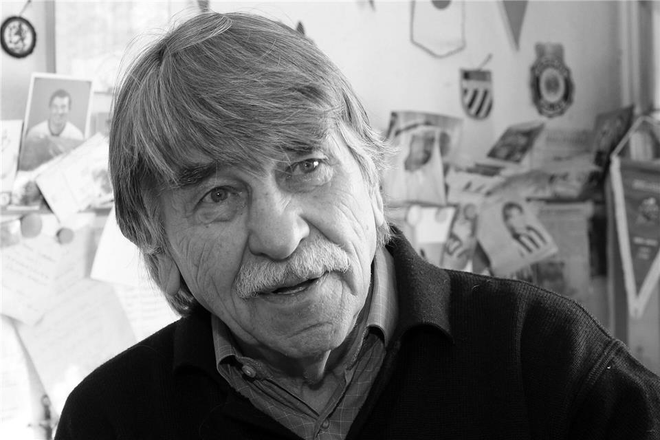 Die deutsche Schiedsrichter-Legende Josef Kompalla ist gestorben. (Archivbild)Roland Weihrauch/dpa