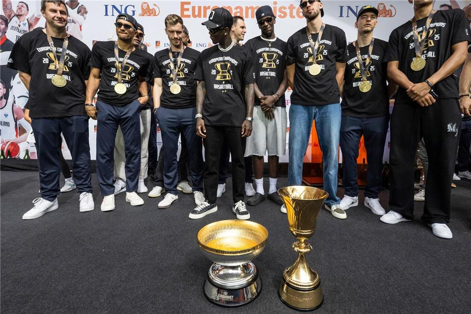 Die deutschen Basketballer sind auch in der Weltrangliste weit oben.Boris Roessler/dpa