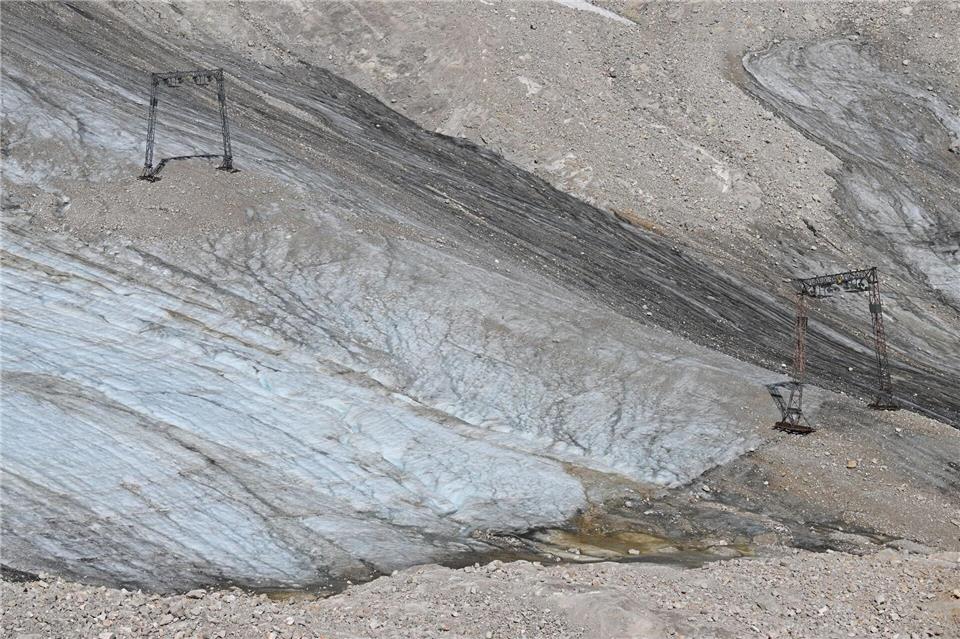 Die deutschen Gletscher sind stark zurückgegangen - wie hier auf dem Zugspitzplatt. (Illustration)Angelika Warmuth/dpa