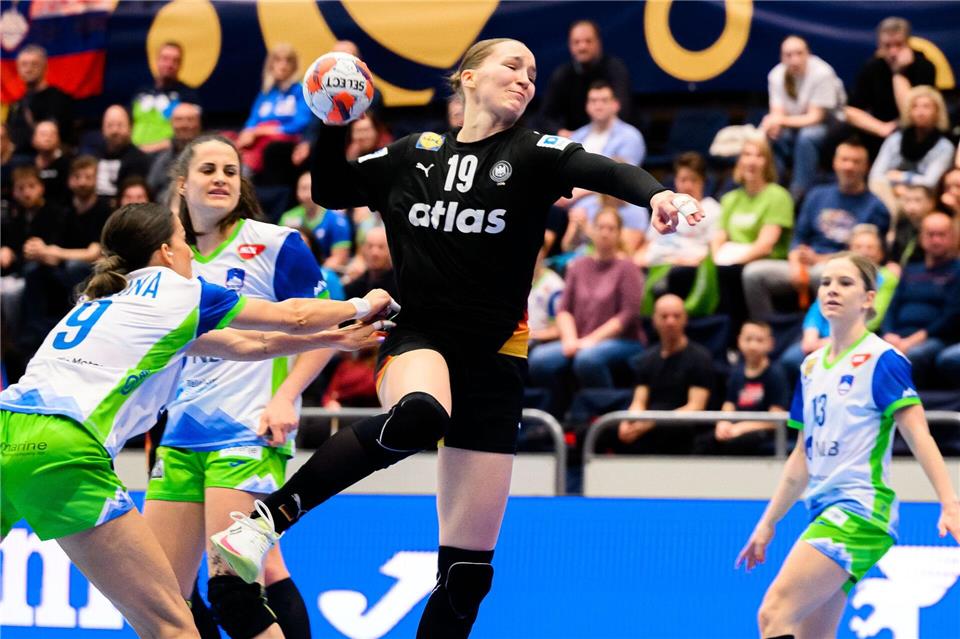 Die deutschen Handballerinnen konnten in Slowenien nicht an die souveränen WM-Auftritte anknüpfen.Marco Wolf/dpa