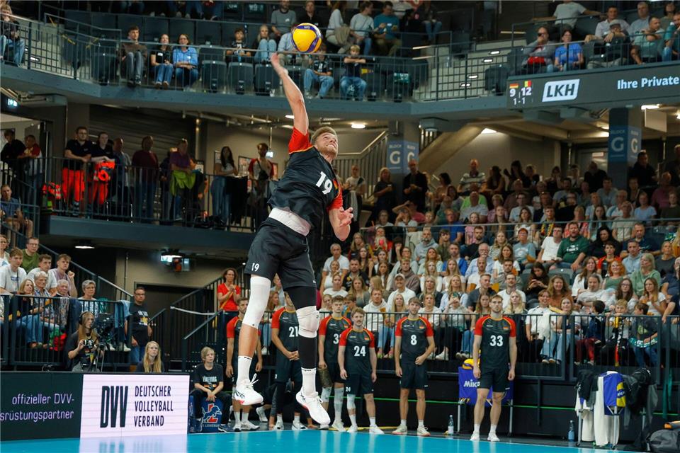 Die deutschen Volleyballer sind mit einem Sieg in den EM-Sommer gestartet. (Archivbild)Georg Wendt/dpa