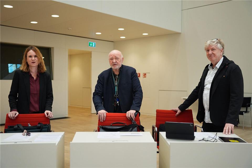 Die drei fraktionslosen Ex-BSW-Abgeordneten Melanie Matzkies, Reinhard Simon und André von Ossowski wollen eine Gruppe im Brandenburger Landtag bilden. (Archivbild)Soeren Stache/dpa