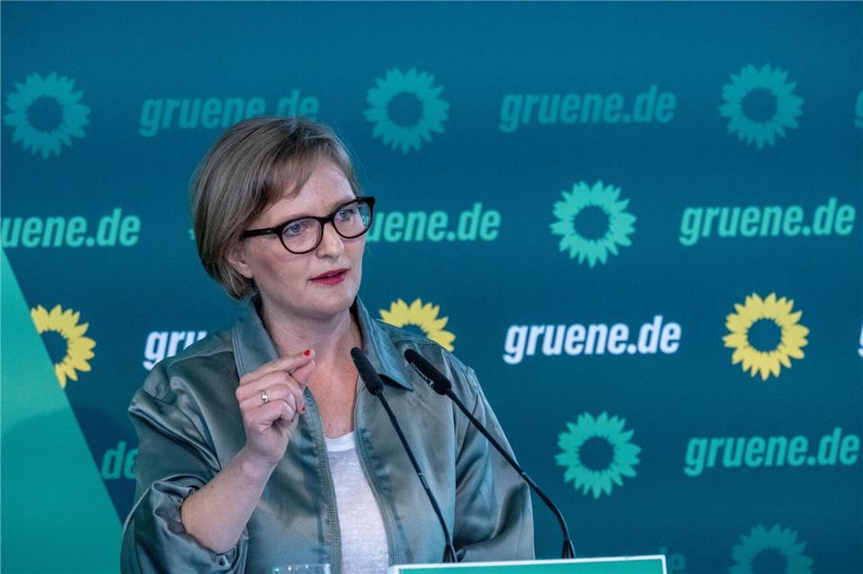 Die drohenden Werksschließungen bei VW sollten ein Weckruf sein, sagt Franziska Brantner, Bundesvorsitzende der Grünen. (Archivfoto)Stefan Sauer/dpa