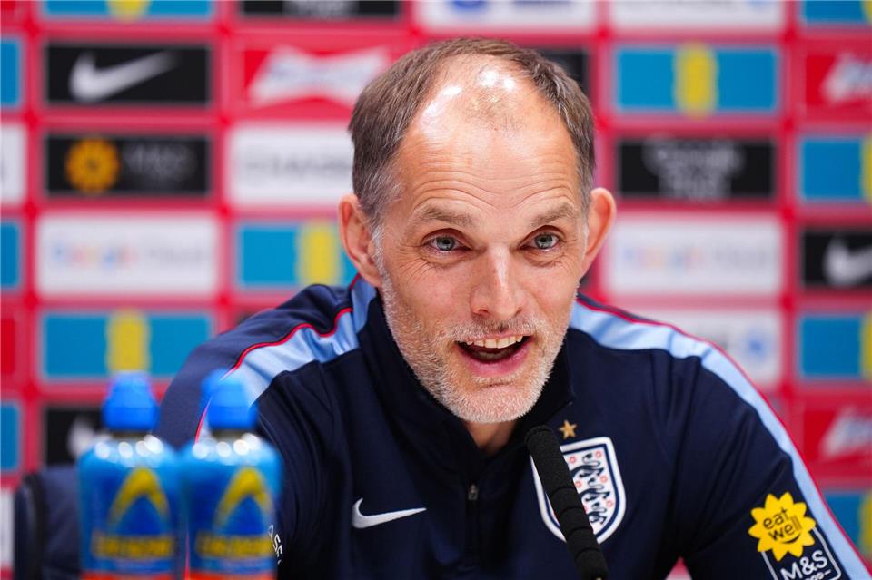 Die englische Nationalmannschaft von Trainer Thomas Tuchel präsentierte die WM-Nominierung mit Unterstützung der Beatles.Bradley Collyer/PA Wire/dpa