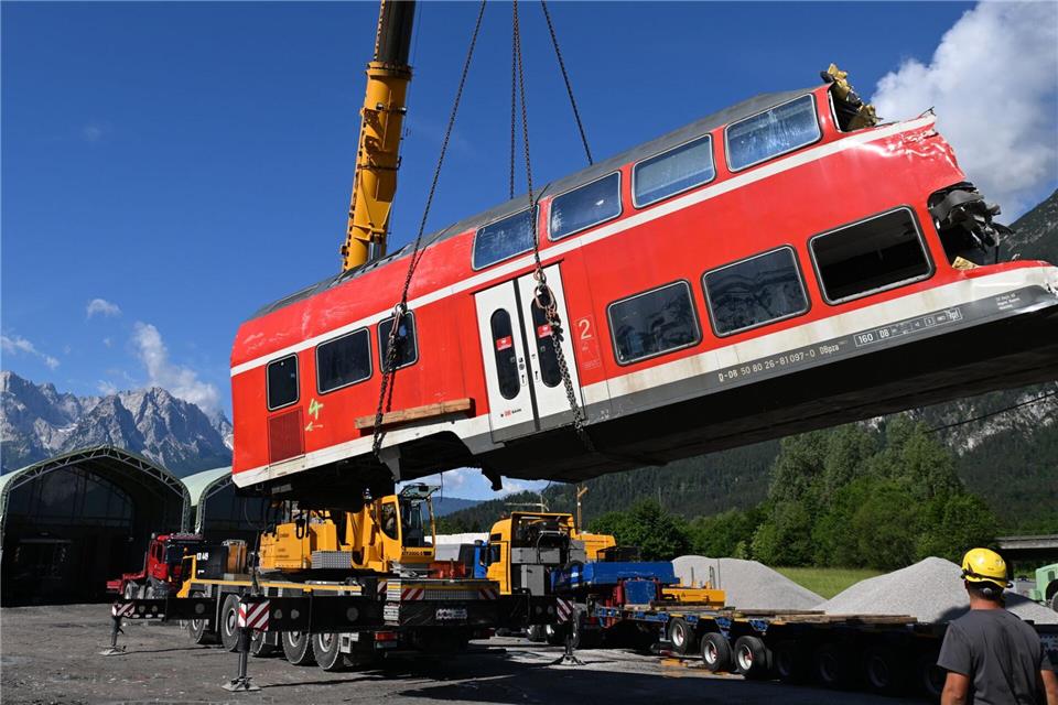 Die erschütternden Bilder haben viele nicht vergessen. (Archivbild)Angelika Warmuth/dpa