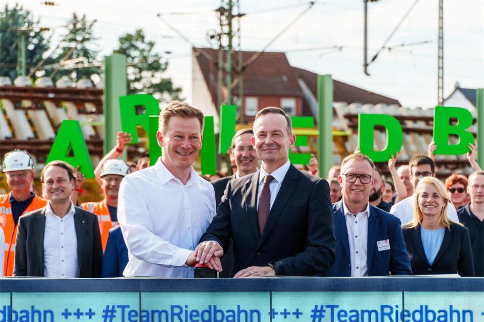 Die erste Generalsanierung wurde 2024 mit viel Trubel gestartet. Von der damaligen Aufbruchstimmung ist wenig übrig. (Archivbild)Andreas Arnold/dpa