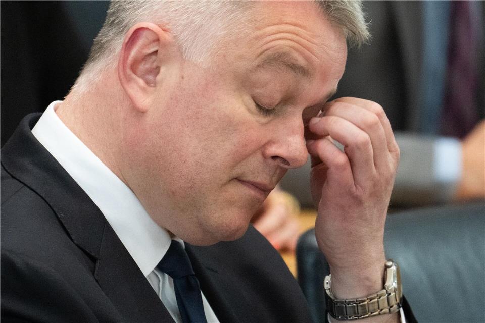 Die ersten Tage der neuen Regierung von CDU-Mann Schnieder hätten auch besser laufen können. (Archivbild)Boris Roessler/dpa