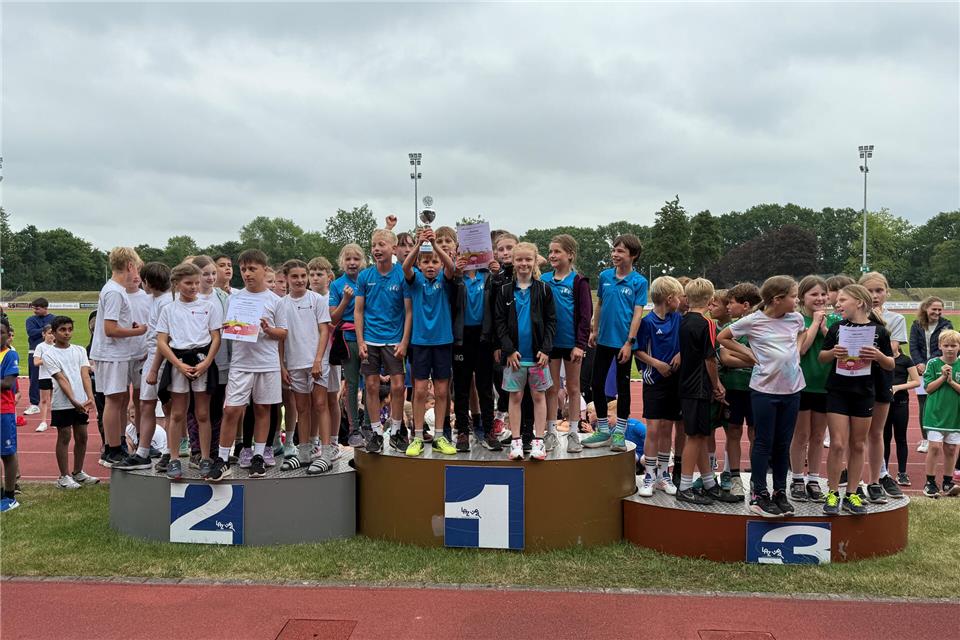 Die ersten drei Plätze des Wettbewerbs sichern sich die Sebastianschule Raesfeld (1. Platz), die Antonius-Grundschule Reken (2. Platz) und die Andreas-Grundschule Velen (3. Platz).