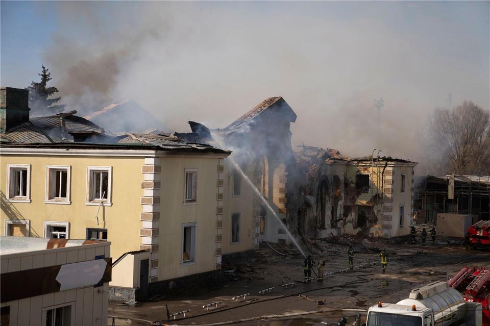 Die frontnahe ostukrainische Stadt Kostjantyniwka ist ständiges Ziel russischer Angriffe. (Archivbild)Alex Babenko/AP/dpa