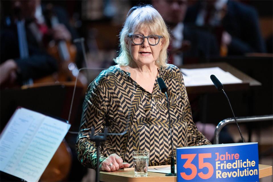 Die frühere DDR-Bürgerrechtlicherin Marianne Birthler fordert eine Solidaritätsbekundung mit der Ukraine im Falle einer Koalition aus Linke, Grüne und SPD. (Archivbild)Sebastian Kahnert/dpa-Pool/dpa
