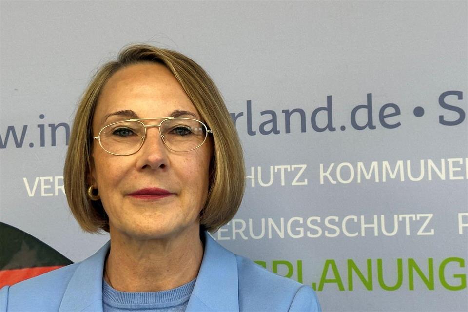 Die frühere Landespolizeidirektorin Natalie Grandjean leitet seit einigen Monaten den Verfassungsschutz des Saarlandes.Katja Sponholz/dpa
