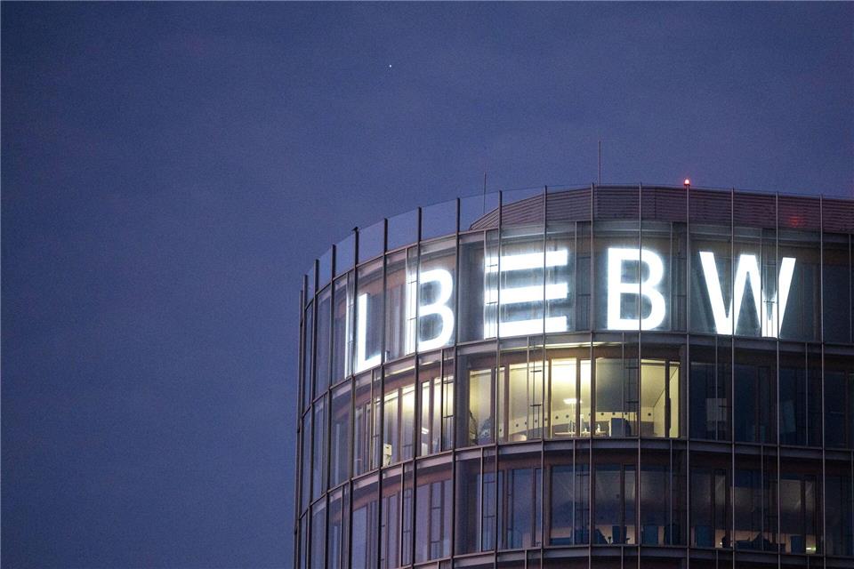 Die größte deutsche Landesbank - die LBBW - hat 2025 mehr Gewinn gemacht. (Archivbild)Marijan Murat/dpa