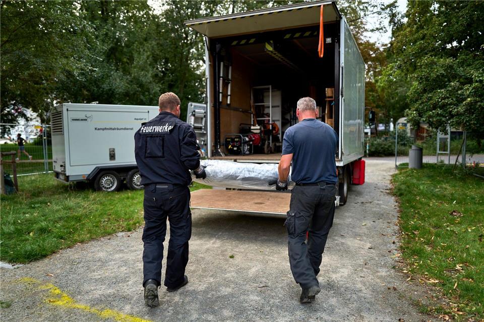 Experten: In Berlin-Mitte entdeckte Brandbombe ungefährlich Die in Berlin-Mitte gefundene Brandbombe gilt nach Experteneinschätzung als nicht gefährlich. Michael Ukas/dpa