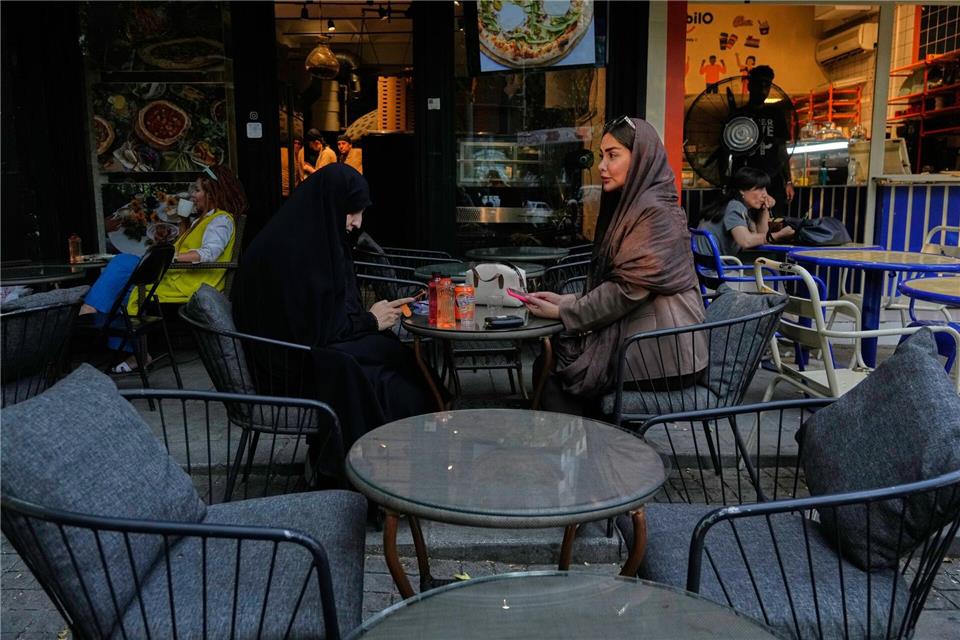 Die iranische Hauptstadt Teheran ist seit Beginn der jüngsten Angriffe von Bombardierungen verschont geblieben. (Archivbild)Vahid Salemi/AP/dpa