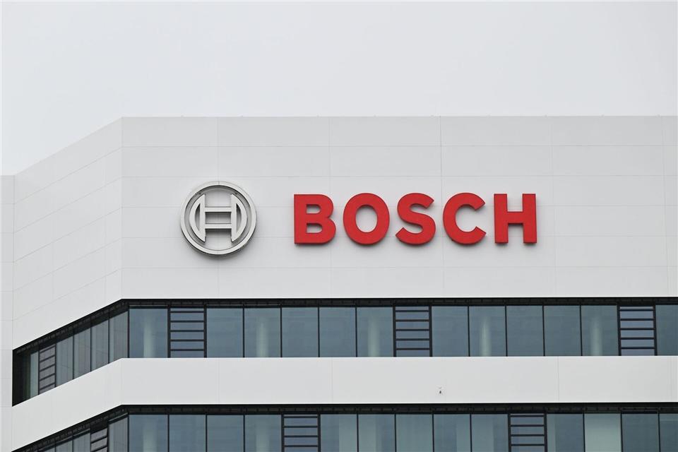 Das Beben in der Saar-Wirtschaft geht weiter Die jüngste Meldung über Stellenabbau im Saarland kam von Bosch.Bernd Weißbrod/dpa