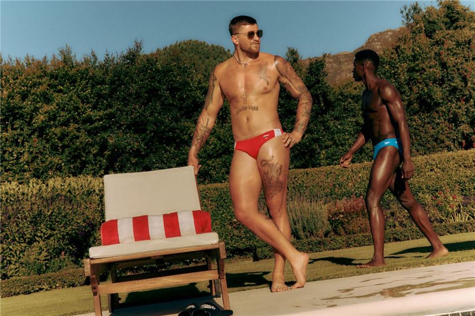Die knappe Badehose von Speedo passt zu Männern, die selbstbewusst auftreten – unabhängig von Körperform oder Konfektionsgröße.Speedo/dpa-tmn