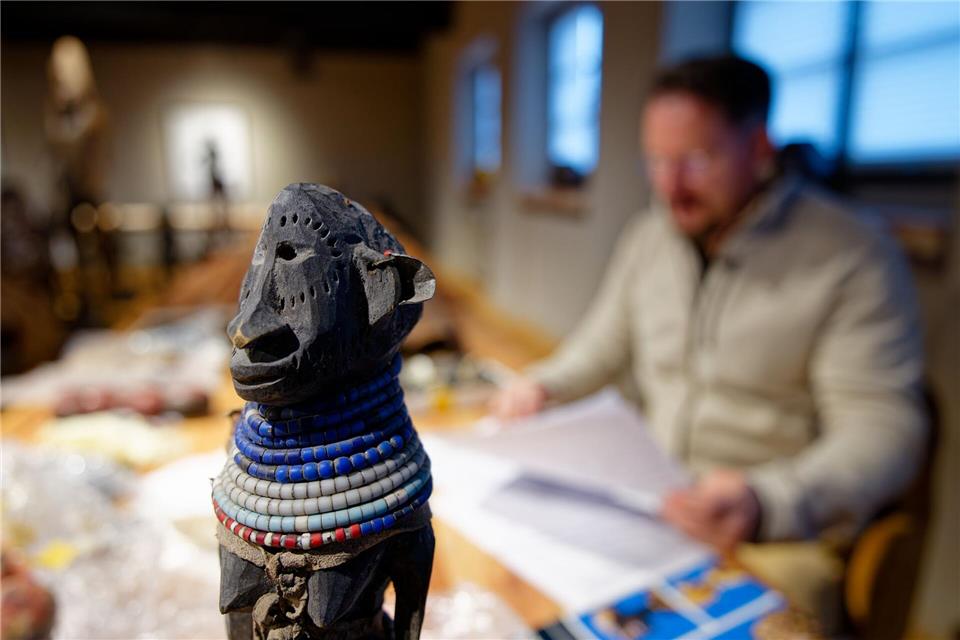 Die lange im Saarland eingelagerten Stücke des Abenteurers Heinz Rox-Schulz (1921-2004) haben in der Pfalz eine neue Heimat gefunden.Uwe Anspach/dpa