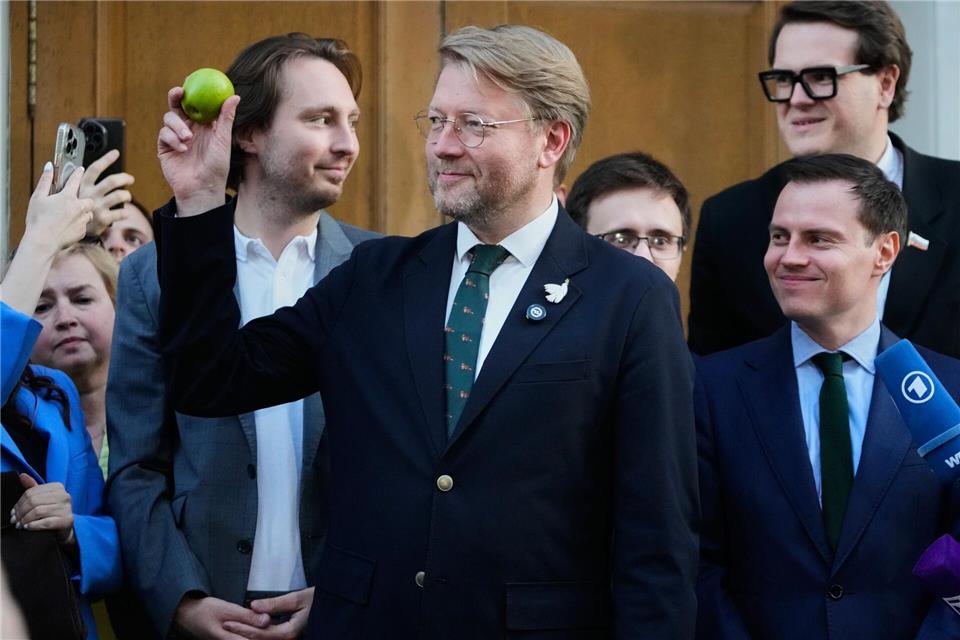 Die liberale Oppositionspartei Jabloko geht gegen ihren Ausschluss von der Parlamentswahl in Russland vor. (Archivbild)Pavel Bednyakov/AP/dpa