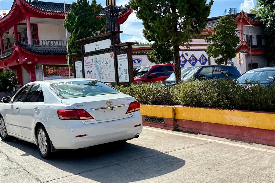 Die meisten Autos in der dubiosen Golden Triangle Special Economic Zone haben nicht einmal Nummernschilder.Carola Frentzen/dpa