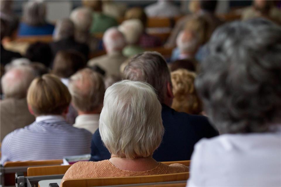Die meisten Gasthörerinnen und Gasthörer an Thüringer Hochschulen gehören zumindest mit Blick auf ihr Alter zu den älteren Semestern. (Symbolbild) picture alliance / ZB