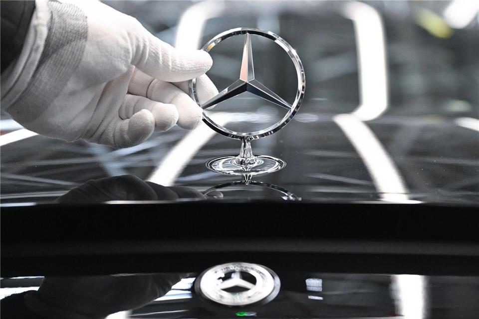 Die mit dem Stern - 100 Jahre Marke Mercedes-Benz. (Archivbild)Bernd Weißbrod/dpa