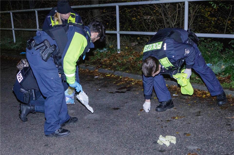 Die mutmaßlichen Täter flohen mit dem Auto des Mannes. Julius-Christian Schreiner/dpa