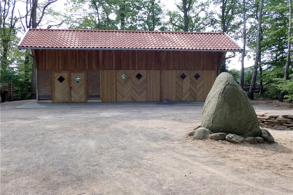 Die neue Remise ist fertig und bereit für den ersten Einsatz. 