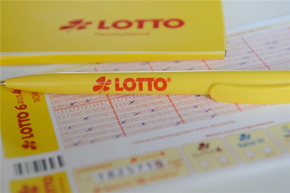 Die oder der Gewinner ist bislang unbekannt. (Symbolbild)picture alliance / Daniel Reinhardt/dpa