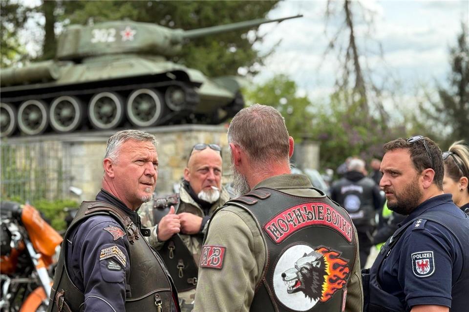 Die prorussischen „Nachtwölfe“ waren in Brandenburg unterwegs.Lutz Deckwerth/dpa