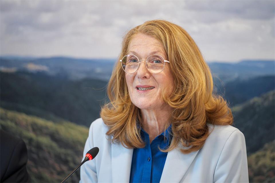 Die saarländische Klima- und Umweltministerin Petra Berg (SPD) will den Klimareport zur Grundlage für künftiges Handeln machen. (Archivbild) Oliver Dietze/dpa