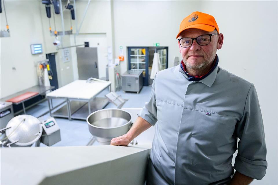 Die schonende, weitgehend stressfreie Schlachtung habe Auswirkungen auf das Produkt, sagt der Rinderzüchter.Philipp Schulze/dpa