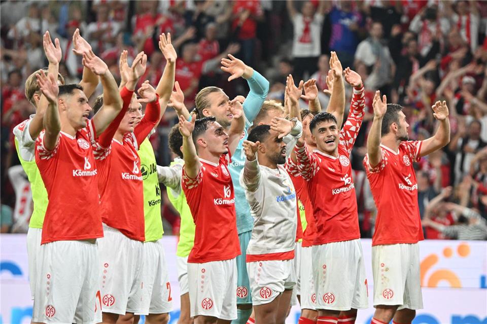 Die sechs Gegner des FSV Mainz 05 in der Ligaphase der Conference League stehen fest.Torsten Silz/dpa